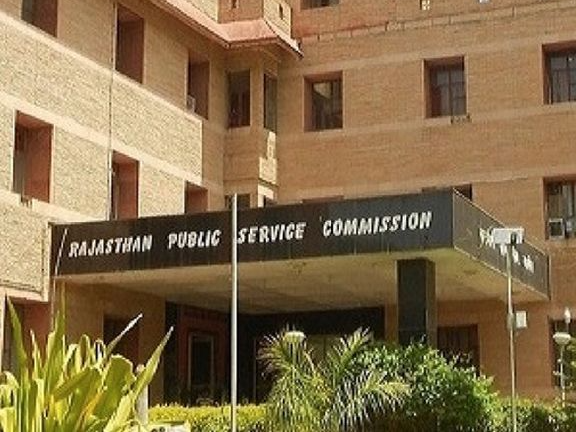 Candidates have to fill the detailed application form online | कैंडिडेट्स को ऑनलाइन भरना होगा डिटेल आवेदन फार्म: सीनियर टीचर पदों पर भर्ती का मामला, संस्कृत शिक्षा विभाग करेगा जांच – Ajmer News